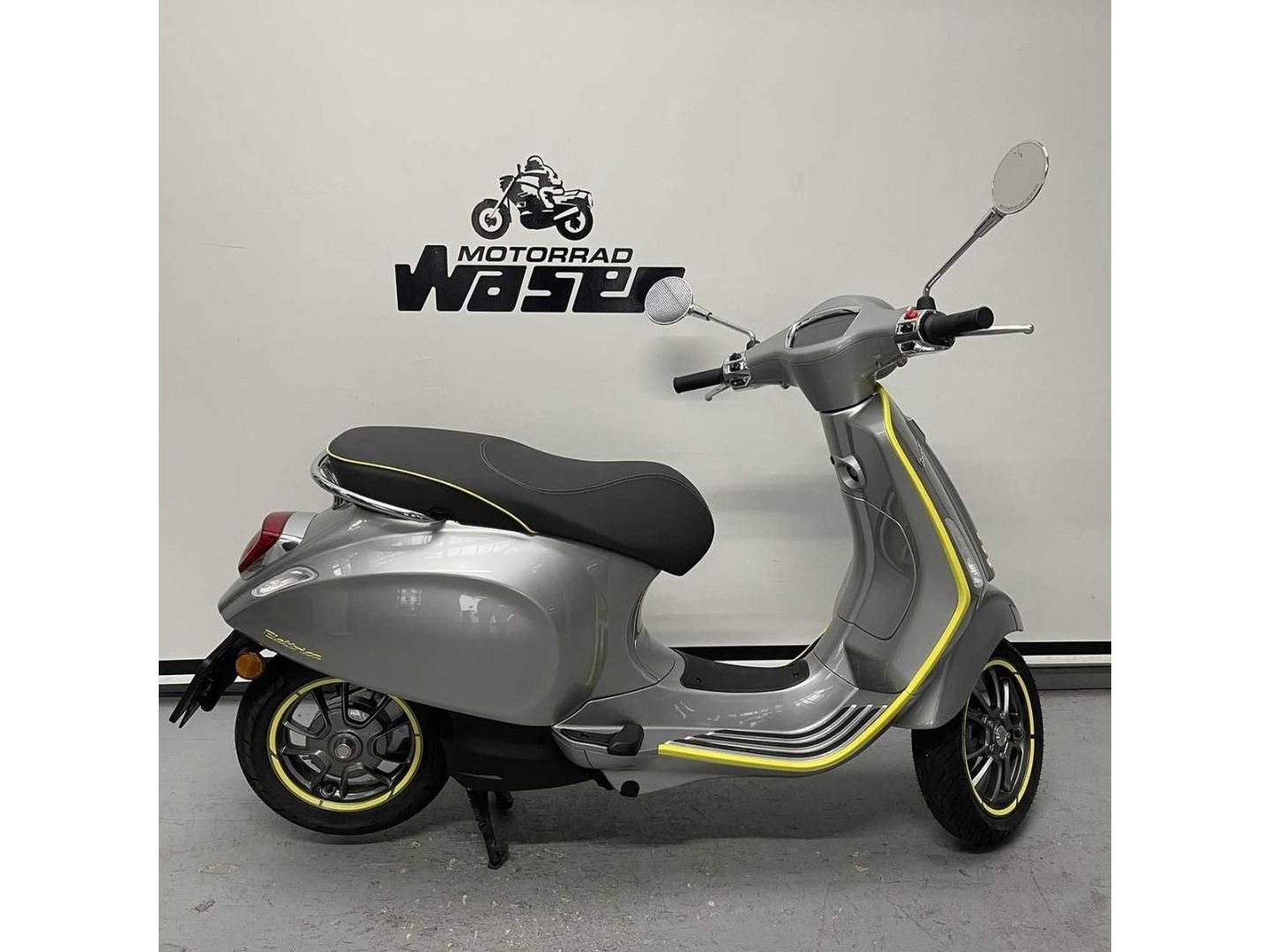 Vespa Elettrica 70 Gelb