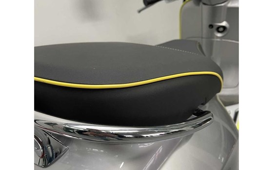 Gebrauchtmotorrad Vespa Elettrica - Bild 9