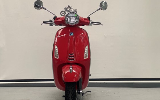Neufahrzeug Vespa Primavera 125 RED - Bild 4
