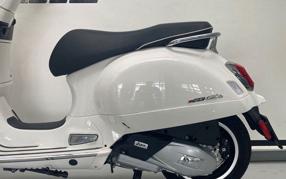 Neufahrzeug Vespa GTS 125 Super - Bild 7