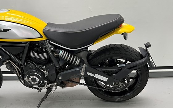 Gebrauchtmotorrad Ducati Scrambler Icon - Bild 6