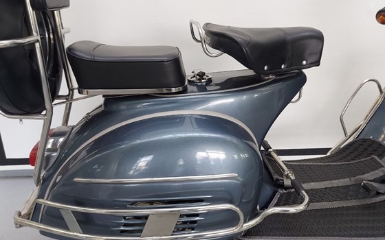 Gebrauchtmotorrad Vespa 150 Sprint - Bild 2