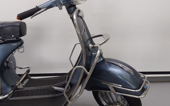 Gebrauchtmotorrad Vespa 150 Sprint - Bild 3