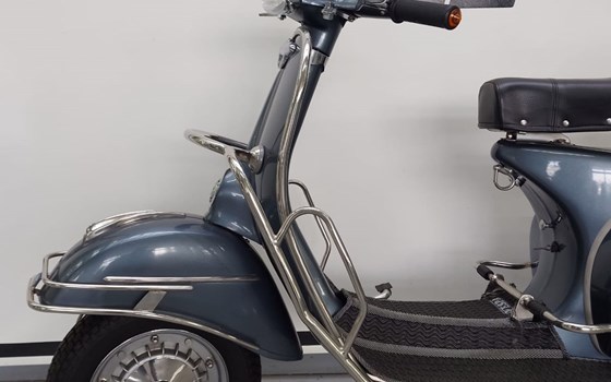 Gebrauchtmotorrad Vespa 150 Sprint - Bild 5