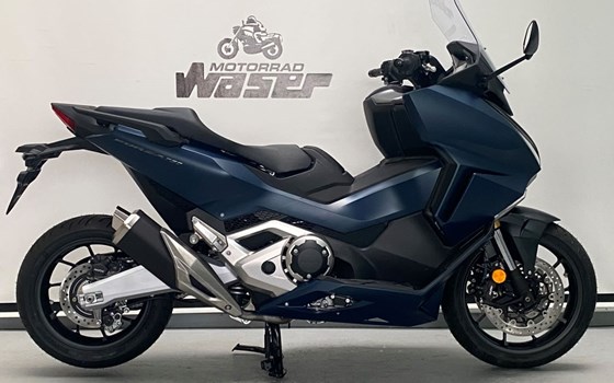 Gebrauchtmotorrad Honda Forza 750 - Bild 1