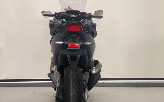 Gebrauchtmotorrad Honda Forza 750 - Bild 8