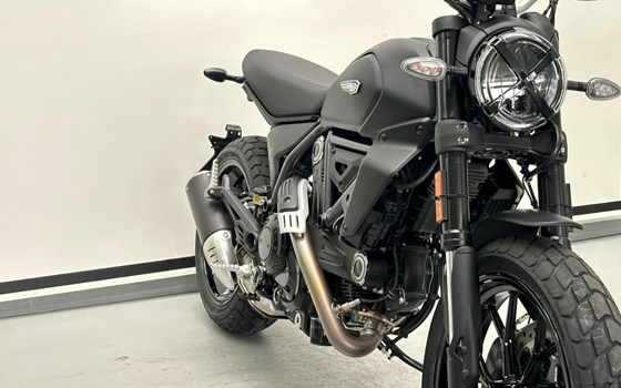 Neufahrzeug Ducati Scrambler Icon Dark - Bild 7