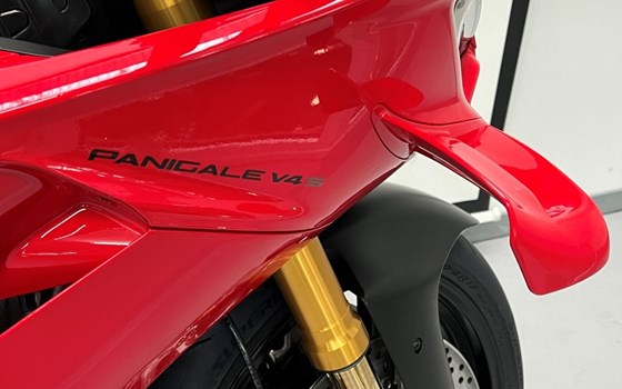 Neufahrzeug Ducati Panigale V4 S - Bild 12