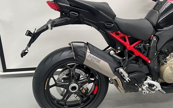 Neufahrzeug Ducati Multistrada V4 Pikes Peak - Bild 2