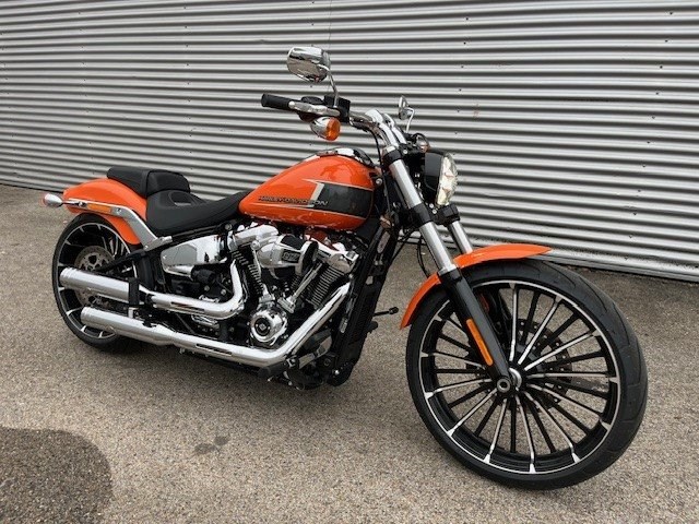 Harley-Davidson Softail Breakout FXBR (Baja Orange) - Bild 4