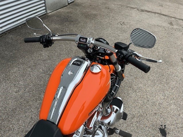 Harley-Davidson Softail Breakout FXBR (Baja Orange) - Bild 5