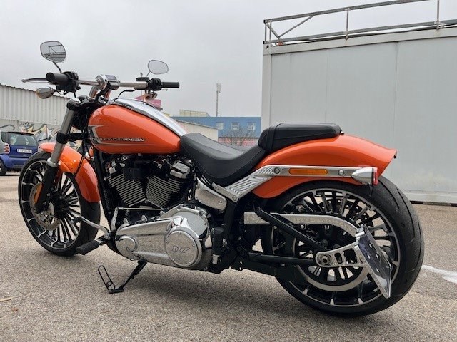 Harley-Davidson Softail Breakout FXBR (Baja Orange) - Bild 9