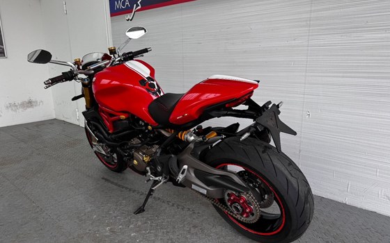 Gebrauchtmotorrad Ducati Monster 1200 S - Bild 9