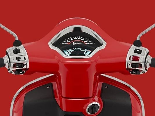Vespa GTS 310 Super (Rosso Coraggioso) - Bild 5