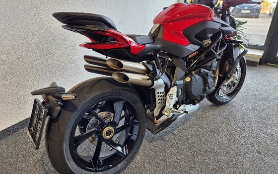 Neufahrzeug MV Agusta Brutale 1000 RS - Bild 3 Neufahrzeug MV Agusta Brutale 1000 RS - Bild 3