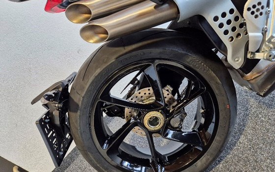 Neufahrzeug MV Agusta Brutale 1000 RS - Bild 14 Neufahrzeug MV Agusta Brutale 1000 RS - Bild 14