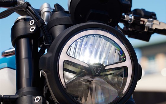 Neufahrzeug Triumph Speed Twin 900 - Bild 13