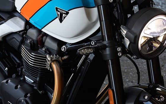 Neufahrzeug Triumph Speed Twin 900 - Bild 11