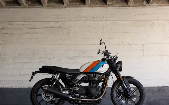 Neufahrzeug Triumph Speed Twin 900 - Bild 9