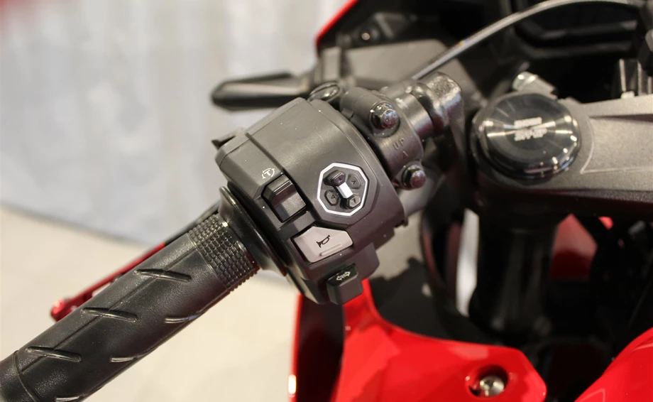 Offer Honda CBR500R Bild 14: Offer Honda CBR500R