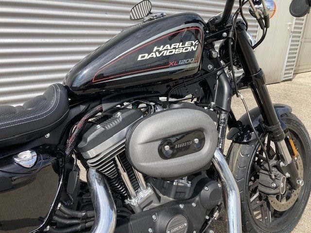 Harley-Davidson Sportster XL 1200CX Roadster (Vivid Black) - Bild 3