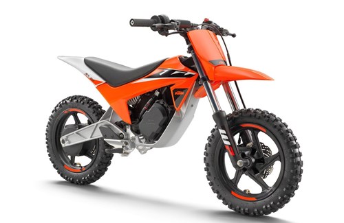 Neumotorrad KTM SX-E 2
