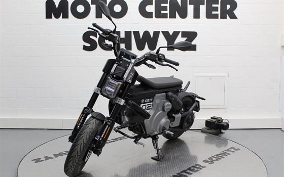 Neufahrzeug BMW CE 02 11kW - Bild 4