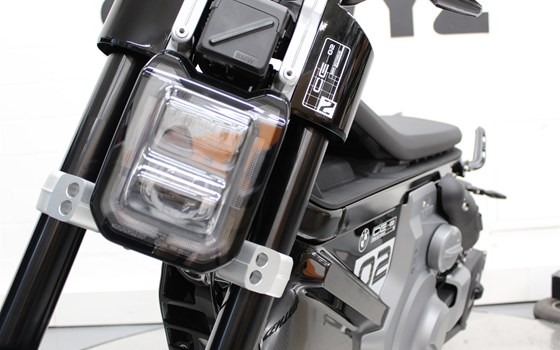 Neufahrzeug BMW CE 02 11kW - Bild 6