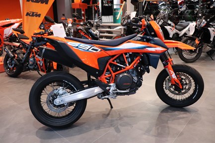 KTM 690 SMC R