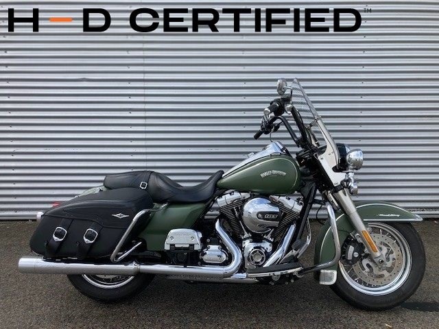 Harley-Davidson Road King Classic FLHRC (Sonderlackierung by Air Philippe) - Bild 2