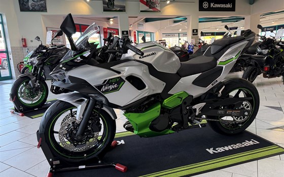 Neufahrzeug Kawasaki Ninja 7 Hybrid - Bild 9