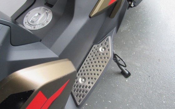 Gebrauchtmotorrad BMW C 400 X - Bild 9