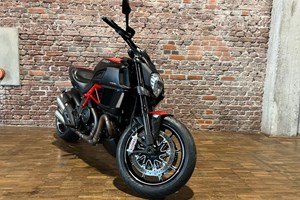 Angebot Ducati Diavel Carbon