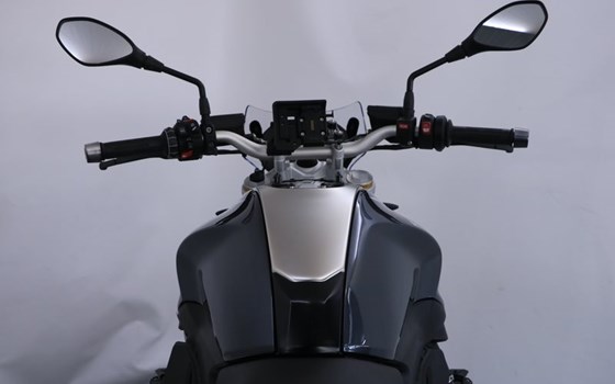 Gebrauchtmotorrad BMW R 1250 R - Bild 12