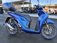 Neumotorrad Honda SH150i Teilzahlung € 59,- Top Case