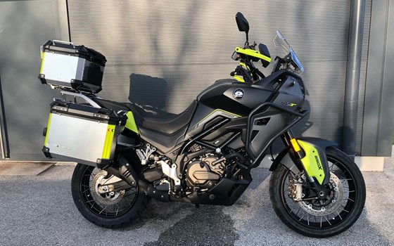 Neufahrzeug QJ Motor SVT 650 X - Bild 1 Neufahrzeug QJ Motor SVT 650 X - Bild 1