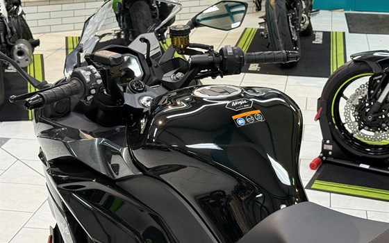 Neufahrzeug Kawasaki Ninja 1100SX - Bild 17