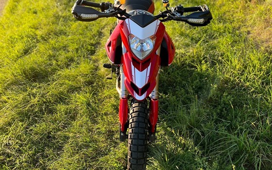 Motorrad Occasion Ducati Hypermotard 1100 - Bild 4