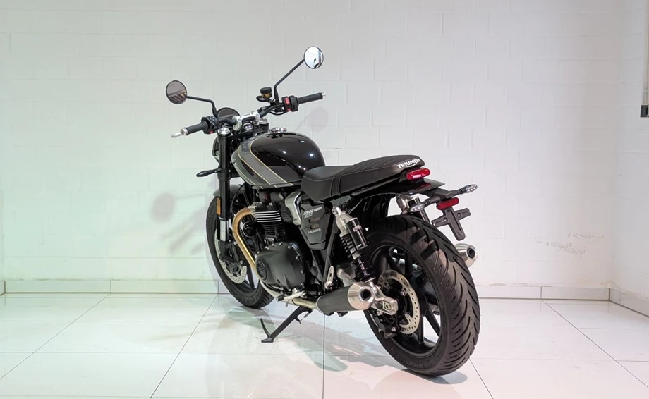 Angebot Triumph Speed Twin 900 Bild 4: Angebot Triumph Speed Twin 900