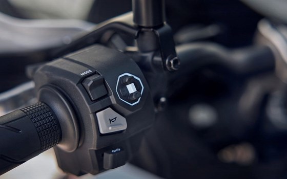 Neufahrzeug Honda XL750 Transalp - Bild 14