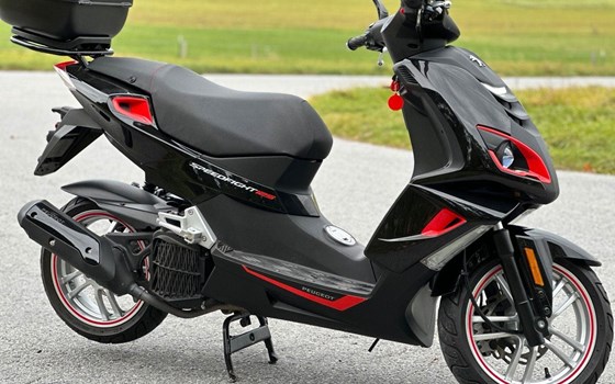 Gebrauchtmotorrad Peugeot Speedfight 3 125 - Bild 1 Gebrauchtmotorrad Peugeot Speedfight 3 125 - Bild 1