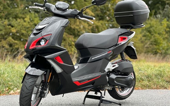 Gebrauchtmotorrad Peugeot Speedfight 3 125 - Bild 2 Gebrauchtmotorrad Peugeot Speedfight 3 125 - Bild 2