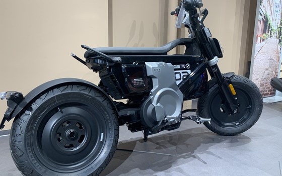 Neufahrzeug BMW CE 02 11kW - Bild 3