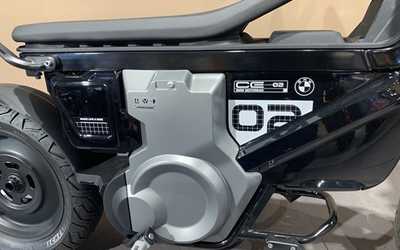 Neufahrzeug BMW CE 02 11kW - Bild 6