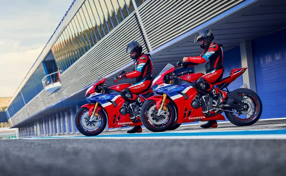 Angebot Honda CBR1000RR-R Fireblade Bild 7: Angebot Honda CBR1000RR-R Fireblade