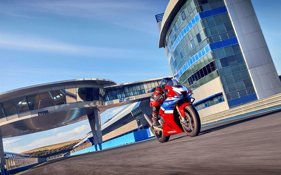 Neufahrzeug Honda CBR1000RR-R Fireblade SP - Bild 18