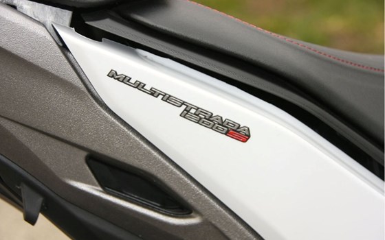 Gebrauchtmotorrad Ducati Multistrada 1200 S - Bild 7