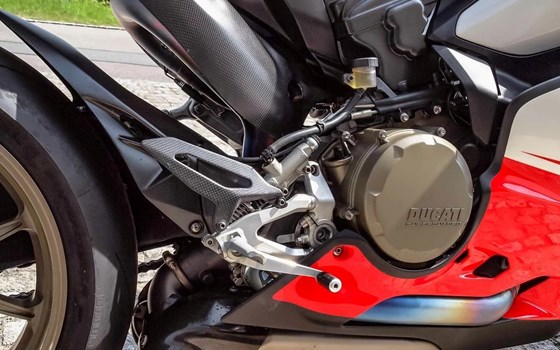 Gebrauchtmotorrad Ducati 1199 Panigale Superleggera - Bild 12
