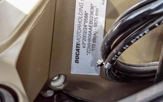 Gebrauchtmotorrad Ducati 1199 Panigale Superleggera - Bild 21