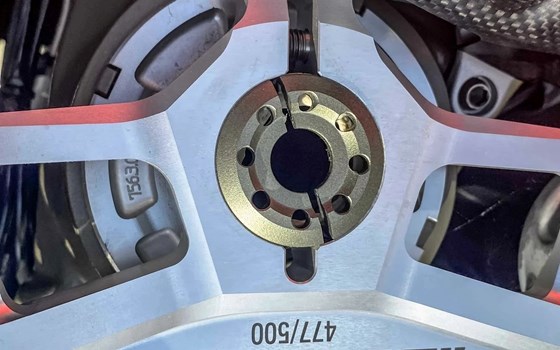 Gebrauchtmotorrad Ducati 1199 Panigale Superleggera - Bild 7